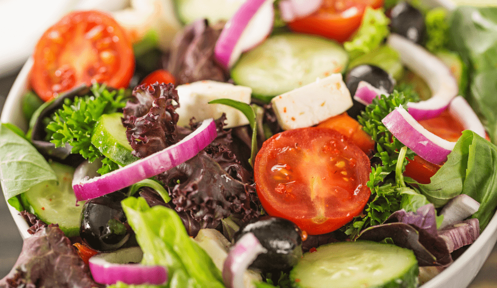 Salad, Leafy Greens to Your Diet